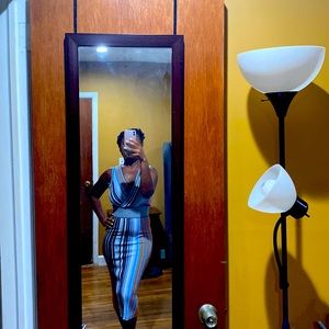 Sleeveless dress, well fitted